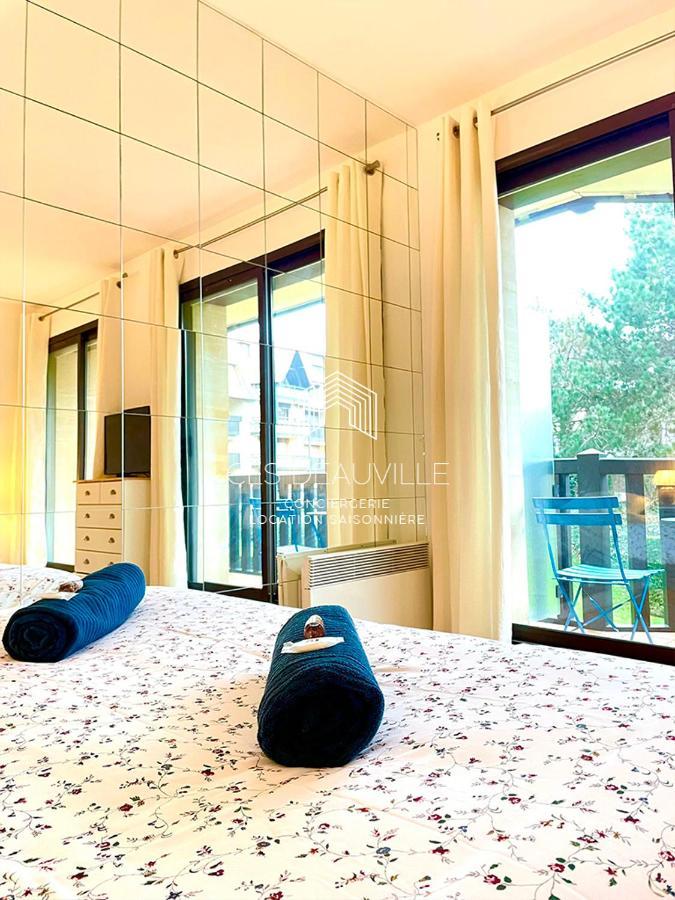 Studio 1 Gainsbourg C.L.S Deauville Extérieur photo